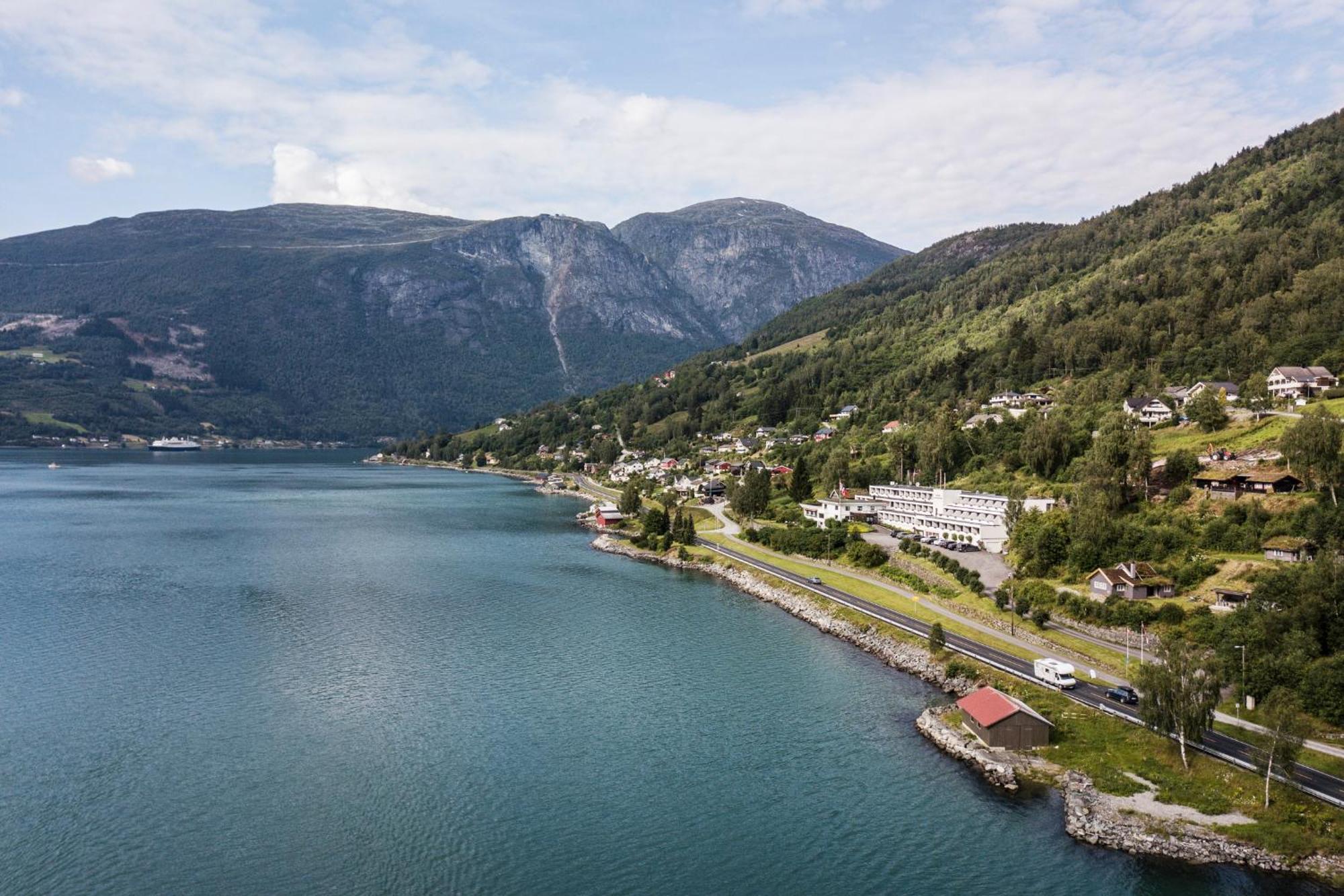 Olden Fjordhotel Exterior foto